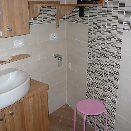 Casa Screm - E -rigolato - Ud 3* Rigolato